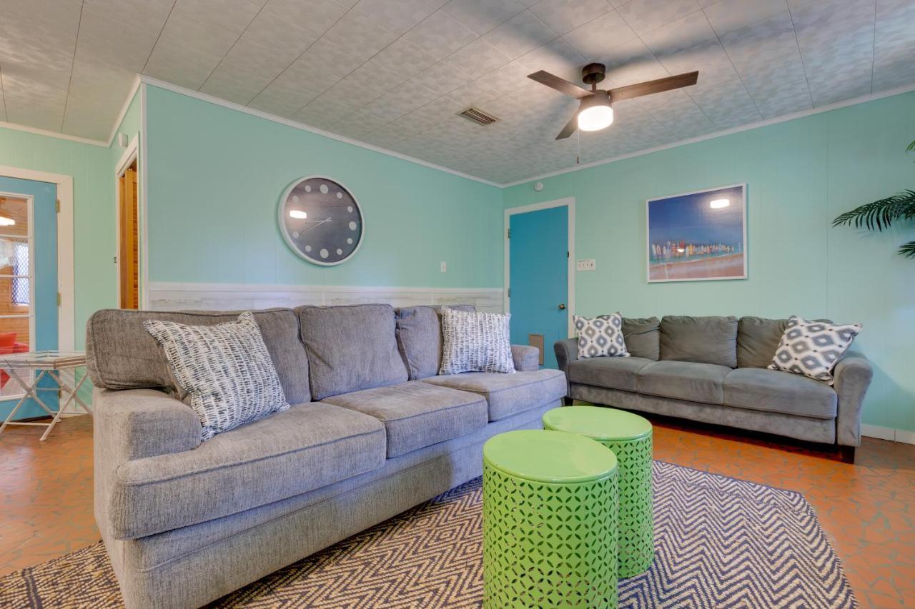 Vibrant Pass Christian Oasis - 3 Blocks To Beach! Exterior photo